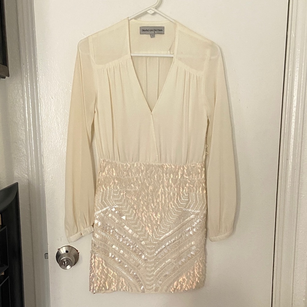 Elegant Cream Long Sleeve Dress